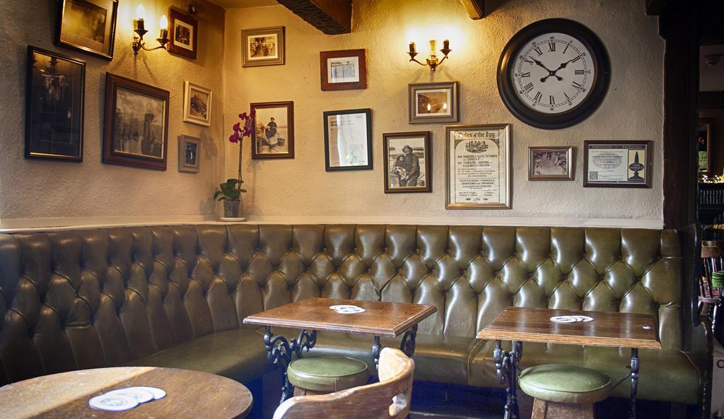 The Red Lion Inn Holmfirth Luaran gambar